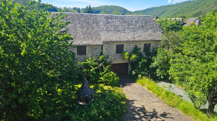 Ma-Cabane - Vente Maison SAINTE-EULALIE-D'OLT, 150 m²
