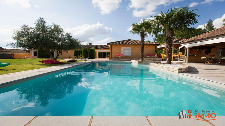Ma-Cabane - Vente Maison Sainte-Euphémie, 300 m²