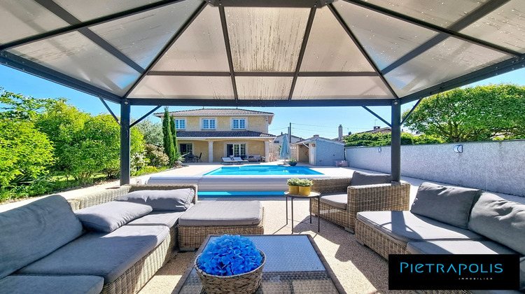 Ma-Cabane - Vente Maison Sainte-Euphémie, 146 m²