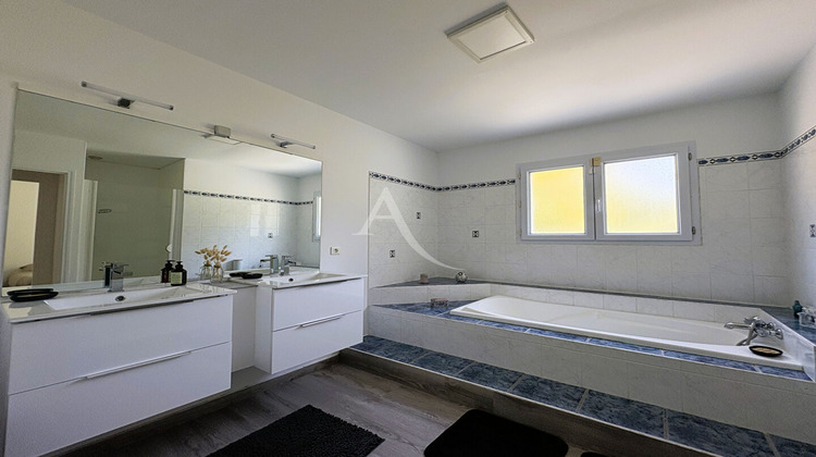 Ma-Cabane - Vente Maison SAINTE-FOY, 217 m²