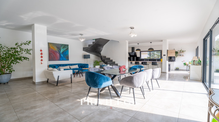 Ma-Cabane - Vente Maison Sainte Foy lès Lyon, 198 m²