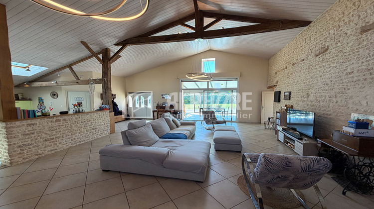 Ma-Cabane - Vente Maison SAINTE-GEMME-LA-PLAINE, 177 m²