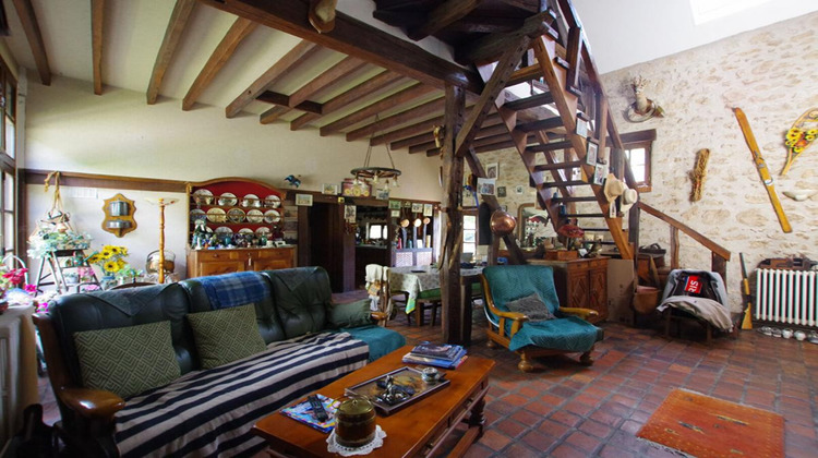 Ma-Cabane - Vente Maison SAINTE GENEVIEVE DES BOIS, 125 m²