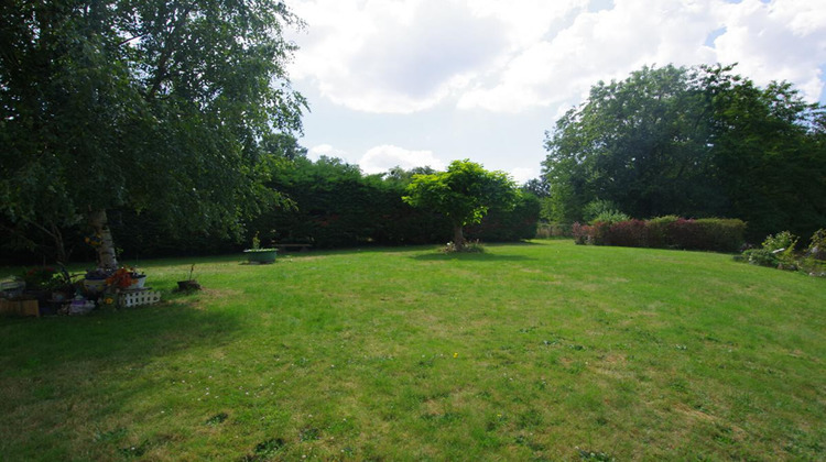 Ma-Cabane - Vente Maison SAINTE GENEVIEVE DES BOIS, 125 m²