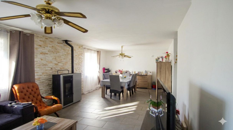 Ma-Cabane - Vente Maison SAINTE GENEVIEVE DES BOIS, 100 m²