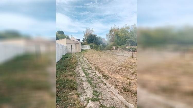 Ma-Cabane - Vente Maison SAINTE GENEVIEVE DES BOIS, 60 m²
