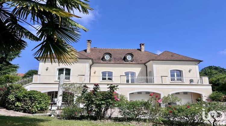 Ma-Cabane - Vente Maison Sainte-Geneviève-des-Bois, 326 m²