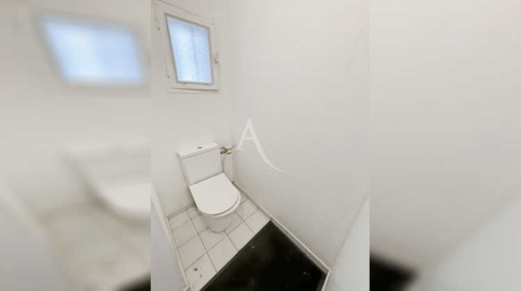 Ma-Cabane - Vente Maison SAINTE-GENEVIEVE-DES-BOIS, 61 m²