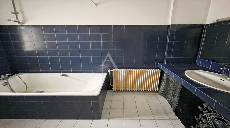 Ma-Cabane - Vente Maison SAINTE-GENEVIEVE-DES-BOIS, 61 m²