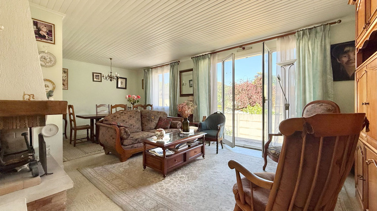 Ma-Cabane - Vente Maison SAINTE-GENEVIEVE-DES-BOIS, 83 m²