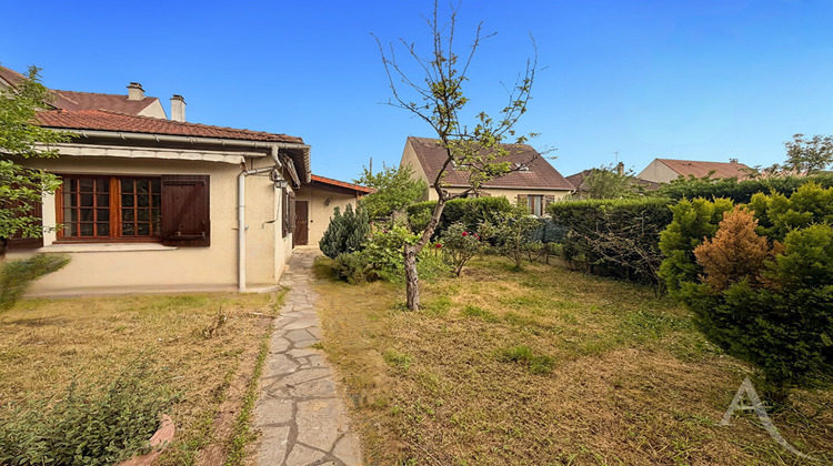 Ma-Cabane - Vente Maison SAINTE-GENEVIEVE-DES-BOIS, 114 m²