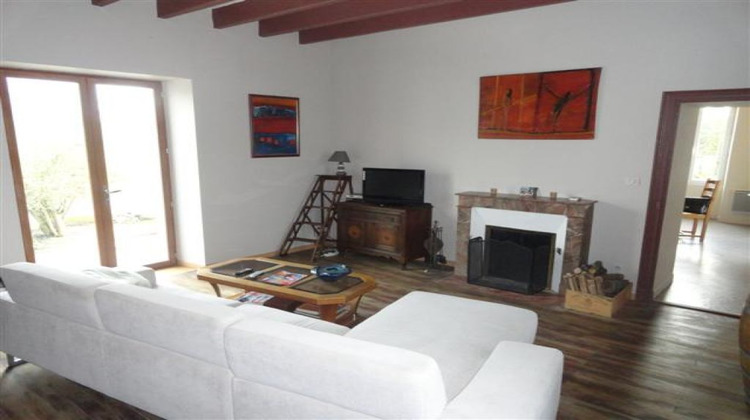 Ma-Cabane - Vente Maison SAINTE-HERMINE, 240 m²