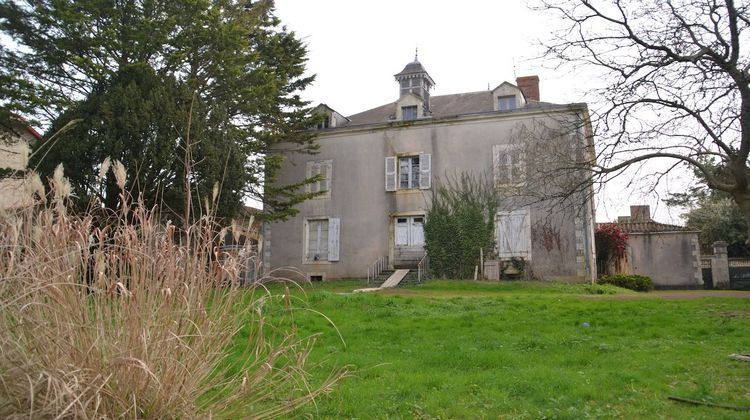 Ma-Cabane - Vente Maison Sainte-Hermine, 165 m²