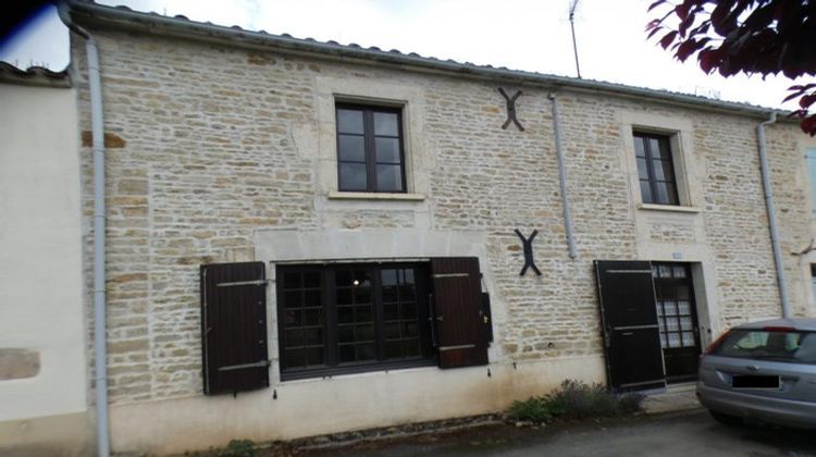 Ma-Cabane - Vente Maison Sainte-Hermine, 135 m²