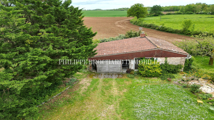 Ma-Cabane - Vente Maison Sainte-Hermine, 226 m²