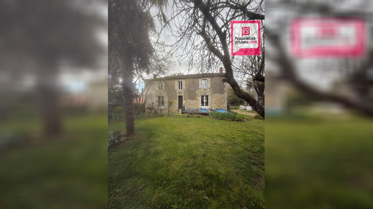 Ma-Cabane - Vente Maison SAINTE HERMINE, 332 m²