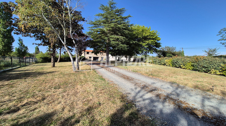 Ma-Cabane - Vente Maison SAINTE-HERMINE, 118 m²