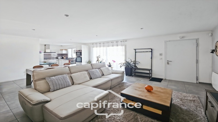 Ma-Cabane - Vente Maison SAINTE LIVRADE SUR LOT, 88 m²