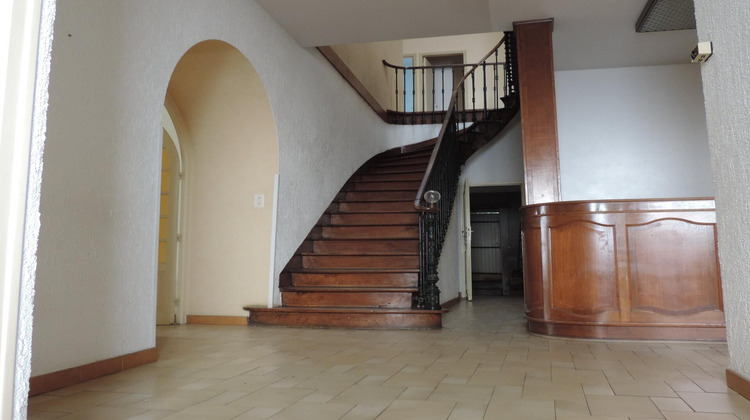 Ma-Cabane - Vente Maison Sainte-Livrade-sur-Lot, 240 m²