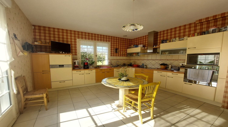 Ma-Cabane - Vente Maison Sainte-Maure-de-Touraine, 203 m²