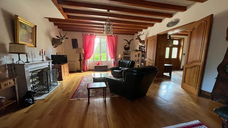 Ma-Cabane - Vente Maison SAINTE-MONTAINE, 437 m²