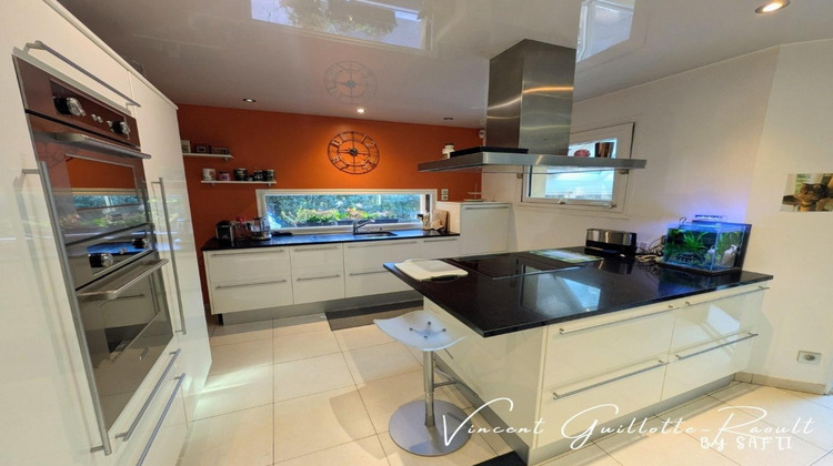 Ma-Cabane - Vente Maison Sainte-Pazanne, 195 m²