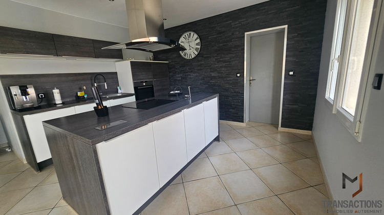 Ma-Cabane - Vente Maison SAINTE-PAZANNE, 175 m²