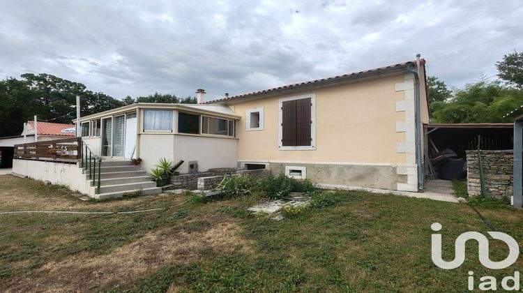 Ma-Cabane - Vente Maison Sainte-Radégonde-des-Noyers, 145 m²