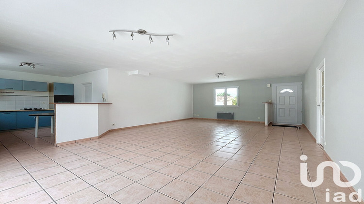 Ma-Cabane - Vente Maison Sainte-Radégonde-des-Noyers, 87 m²