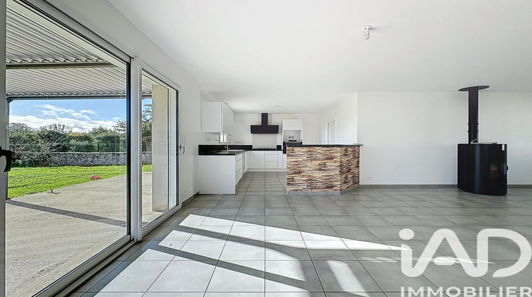 Ma-Cabane - Vente Maison Sainte-Radégonde-des-Noyers, 90 m²