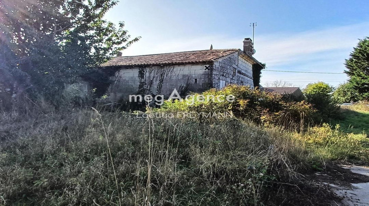 Ma-Cabane - Vente Maison SAINTE RAMEE, 60 m²