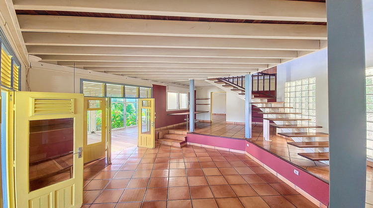 Ma-Cabane - Vente Maison Sainte-Rose, 185 m²