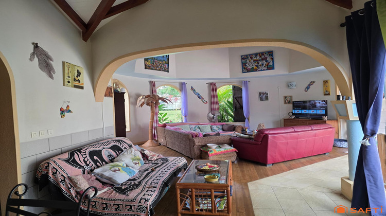 Ma-Cabane - Vente Maison Sainte-Rose, 162 m²