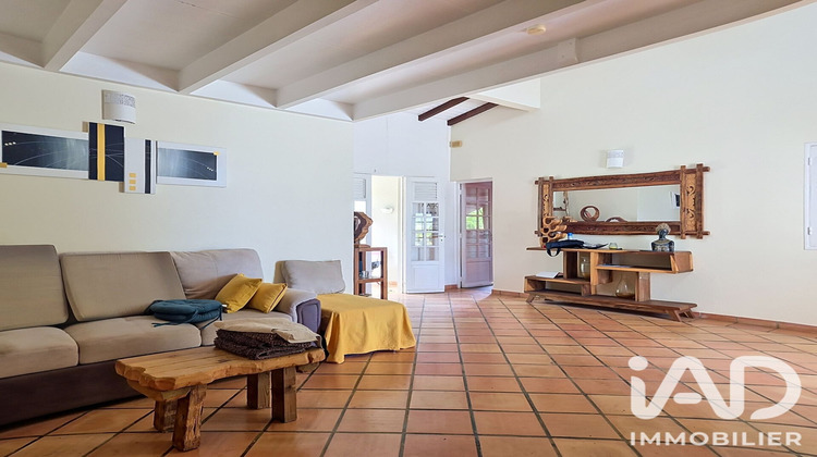 Ma-Cabane - Vente Maison Sainte-Rose, 198 m²