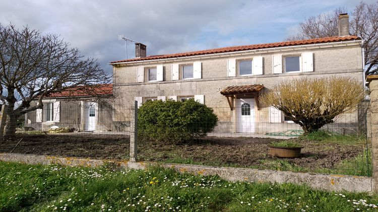 Ma-Cabane - Vente Maison Sainte-Sévère, 166 m²