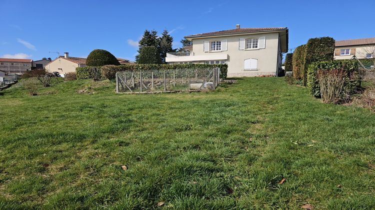 Ma-Cabane - Vente Maison Sainte-Sigolène, 184 m²