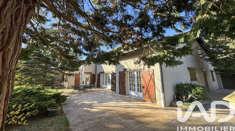 Ma-Cabane - Vente Maison Sainte-Sigolène, 240 m²