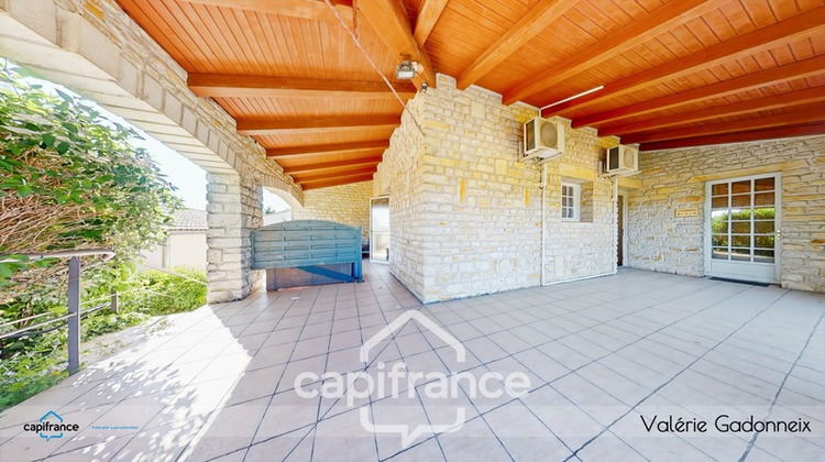 Ma-Cabane - Vente Maison SAINTE SOULLE, 765 m²
