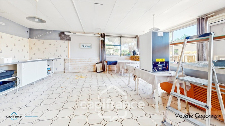 Ma-Cabane - Vente Maison SAINTE SOULLE, 765 m²