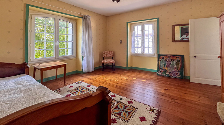 Ma-Cabane - Vente Maison SAINTE-SOULLE, 220 m²