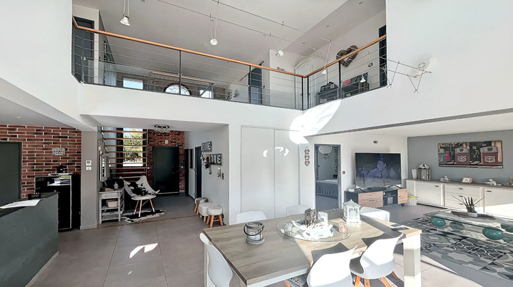 Ma-Cabane - Vente Maison SAINTE-SOULLE, 233 m²