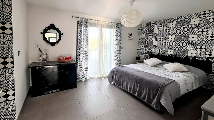 Ma-Cabane - Vente Maison SAINTE-SOULLE, 233 m²