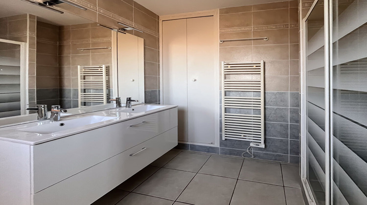 Ma-Cabane - Vente Maison SAINTE-SOULLE, 126 m²