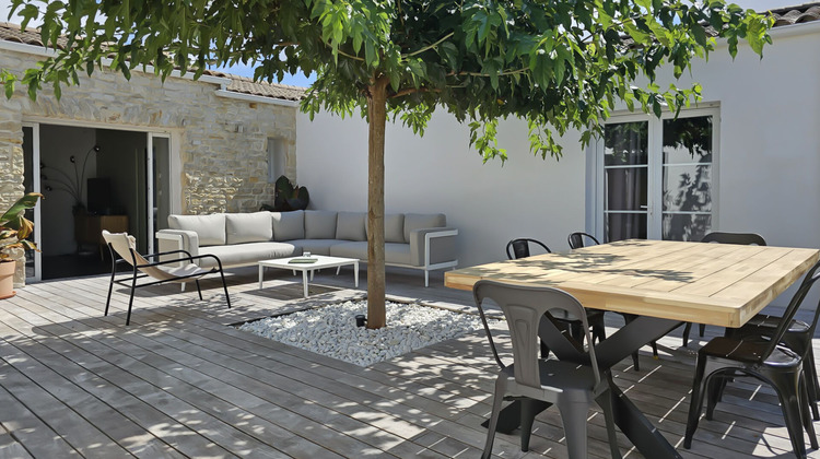 Ma-Cabane - Vente Maison SAINTE-SOULLE, 200 m²