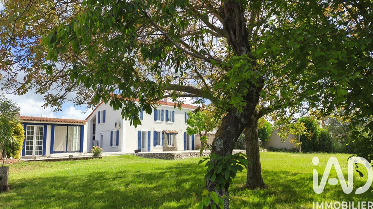 Ma-Cabane - Vente Maison Sainte-Soulle, 237 m²
