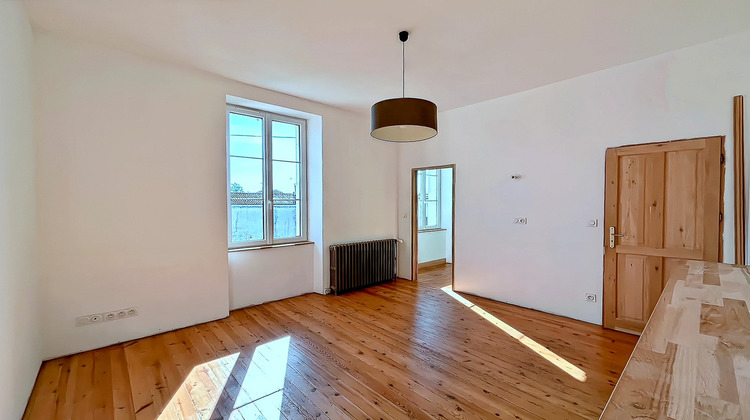Ma-Cabane - Vente Maison SAINTE-SOULLE, 200 m²