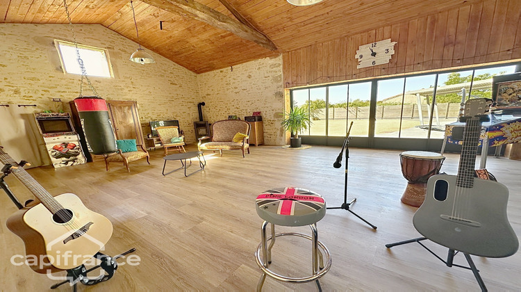 Ma-Cabane - Vente Maison SAINTE VERGE, 210 m²