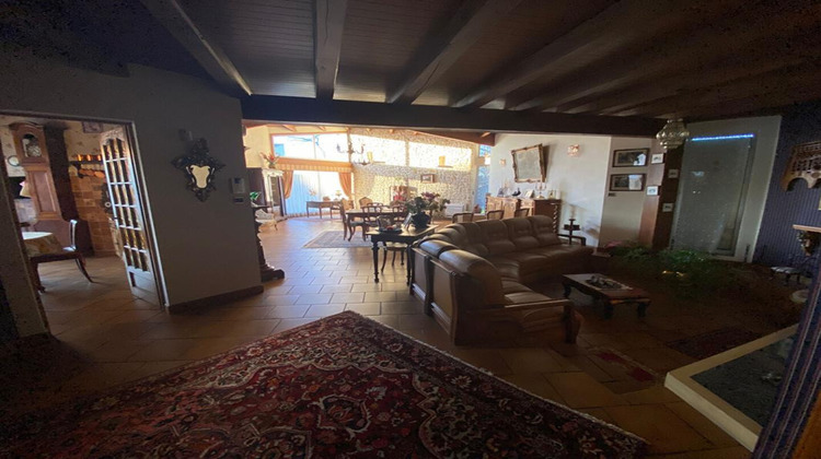 Ma-Cabane - Vente Maison SAINTES, 289 m²