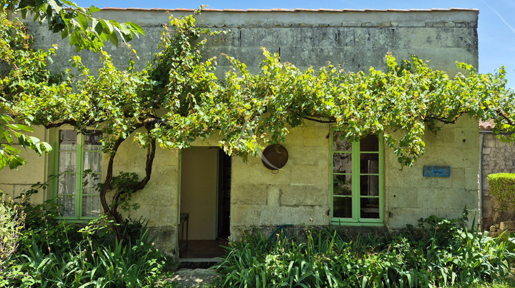 Ma-Cabane - Vente Maison SAINTES, 379 m²