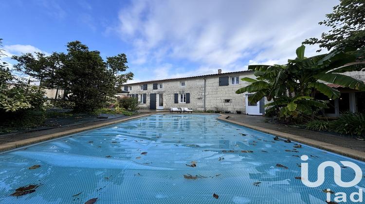 Ma-Cabane - Vente Maison Saintes, 247 m²